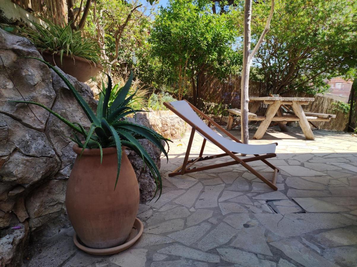 Les Galets Hotel Et B&B 방돌 외부 사진